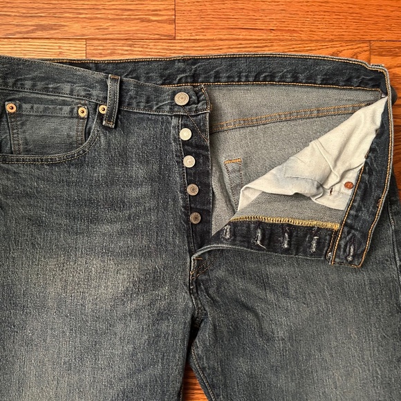 Men’s Y2K button fly Levi’s 501 original fit denim blue jeans pants - Picture 1 of 12
